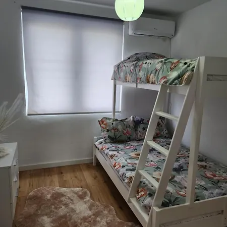 Cozy Tiran